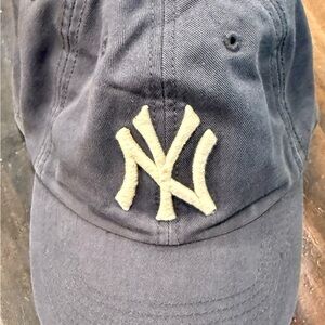 Navy New York Yankees Cap